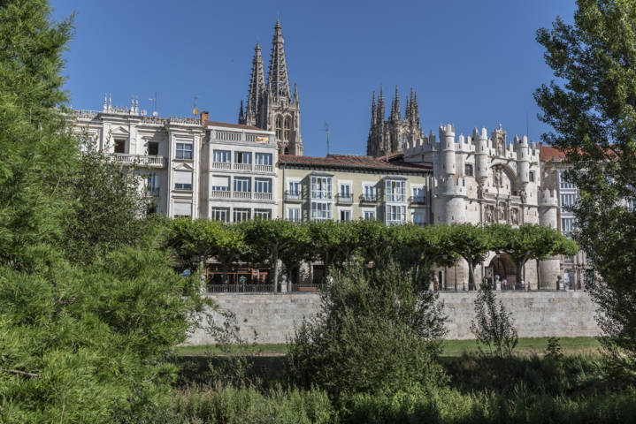 01 - Burgos - ciudad - puente de Santa Maria y Arco de Santa Maria